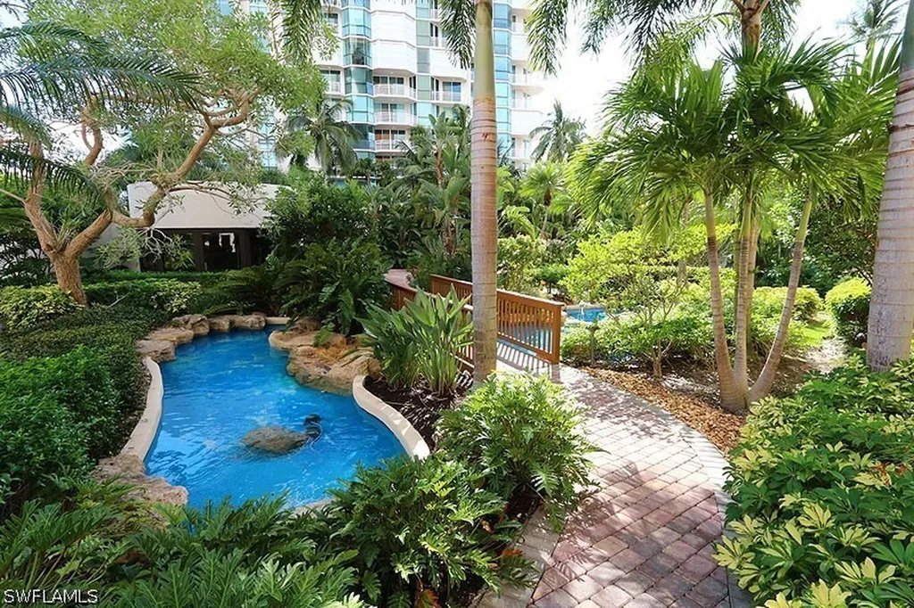 4251 Gulf Shore Boulevard N Naples FL 34103