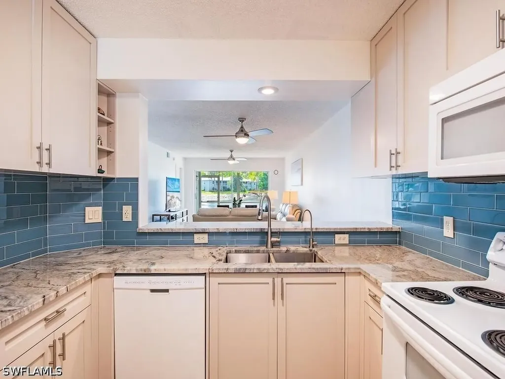 865 New Waterford Drive Naples FL 34104
