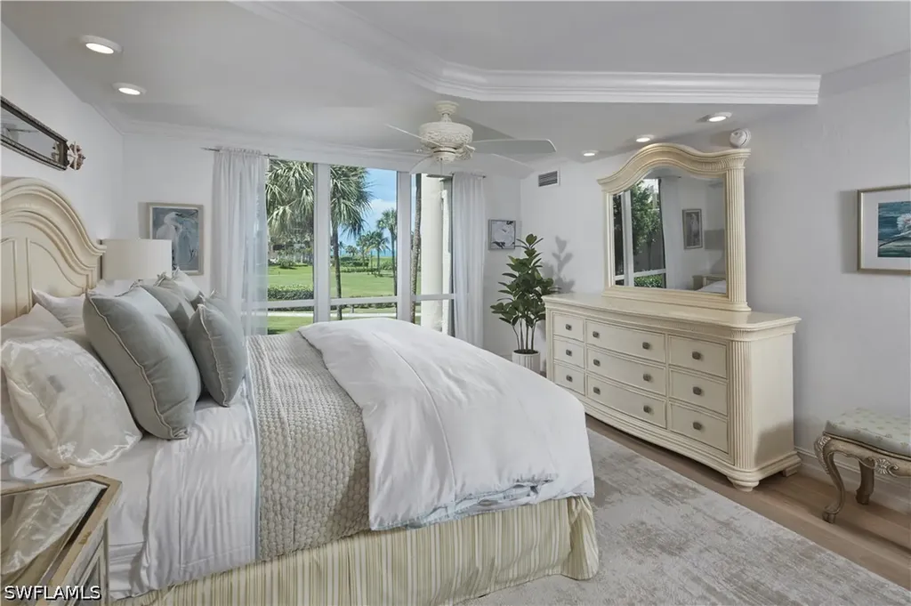 4551 Gulf Shore Boulevard N Naples FL 34103