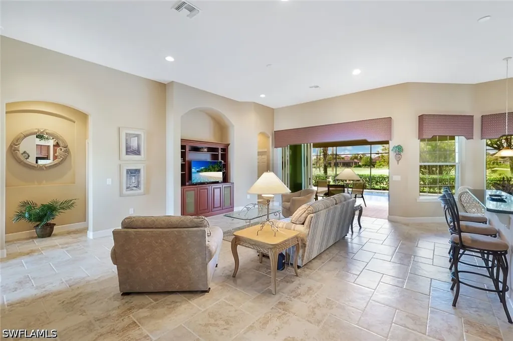 12118 Wicklow Lane Naples FL 34120