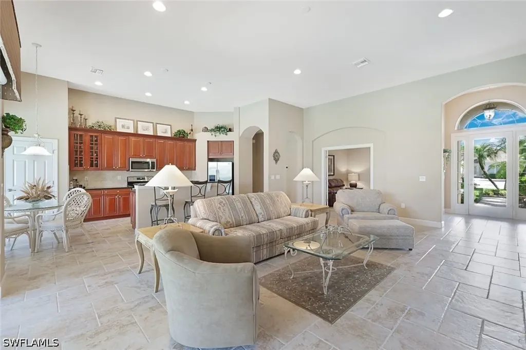 12118 Wicklow Lane Naples FL 34120