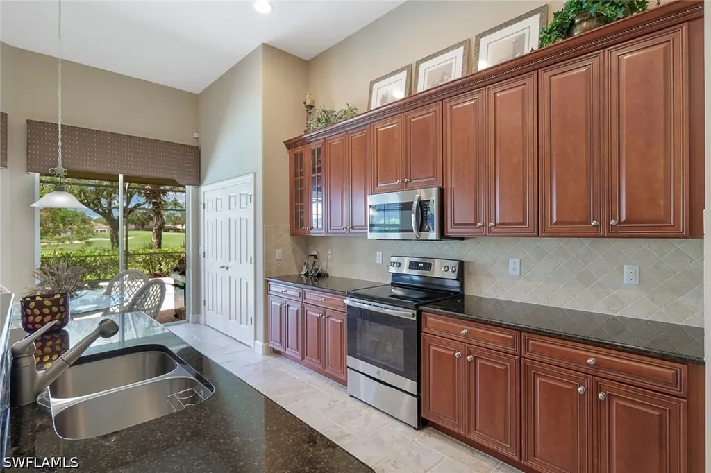 12118 Wicklow Lane Naples FL 34120