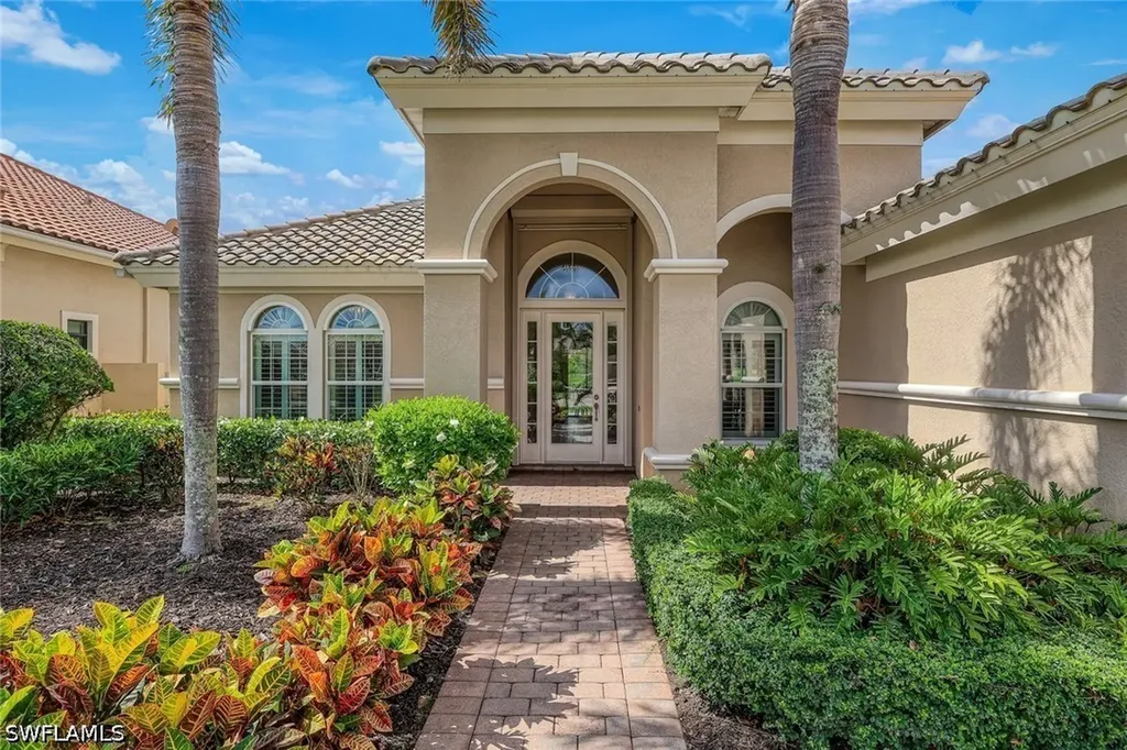 12118 Wicklow Lane Naples FL 34120