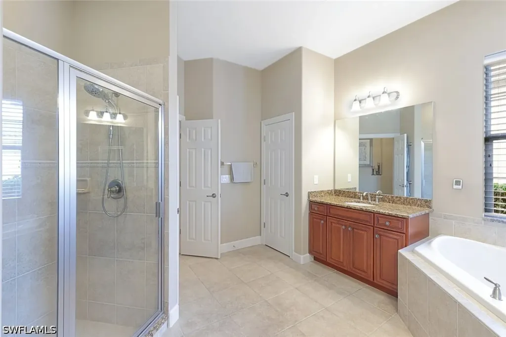 12118 Wicklow Lane Naples FL 34120