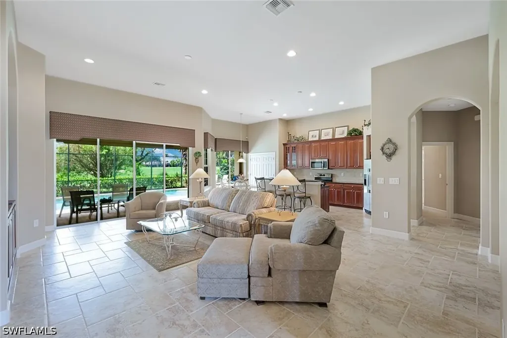 12118 Wicklow Lane Naples FL 34120