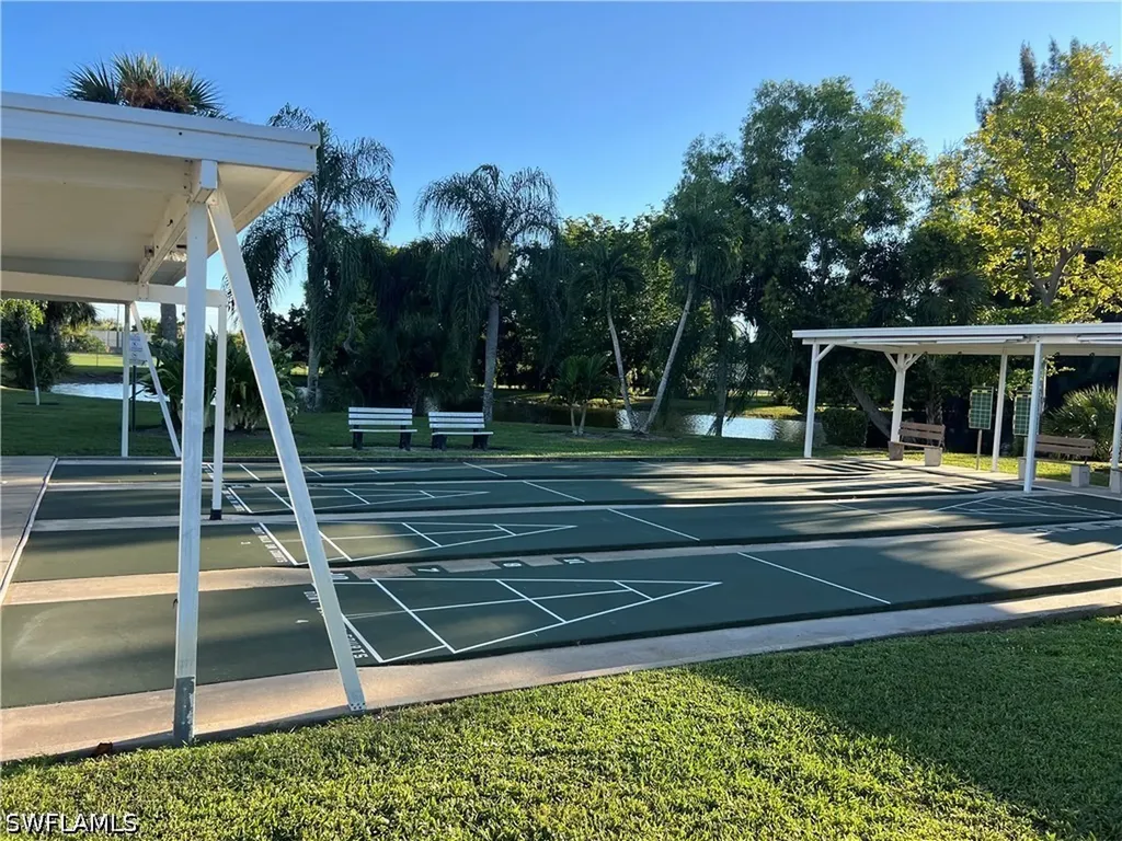 120 Grassy Key Lane Naples FL 34114