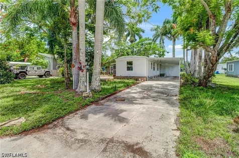 120 Grassy Key Lane Naples FL 34114