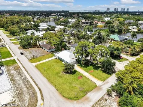4150 Tarpon Avenue Bonita Springs FL 34134