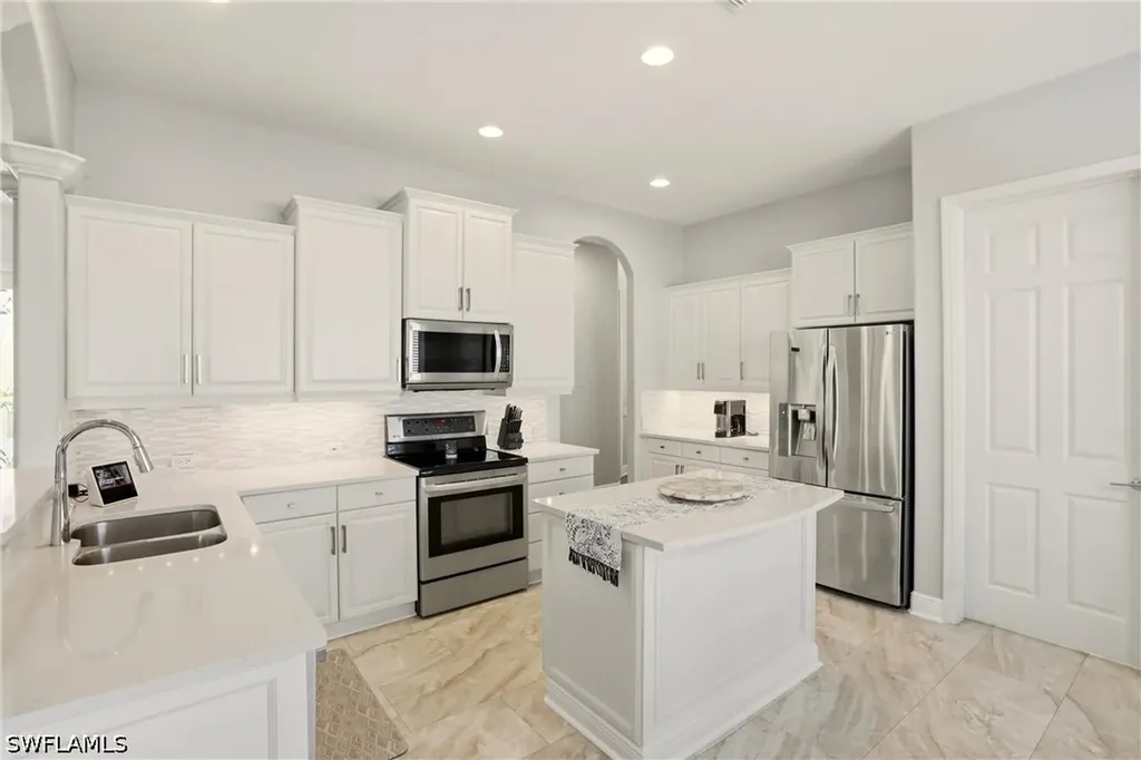 20441 Rookery Drive Estero FL 33928