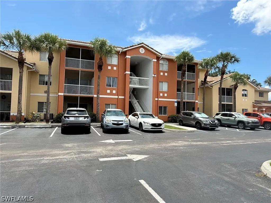 6490 Aragon Way Fort Myers FL 33966