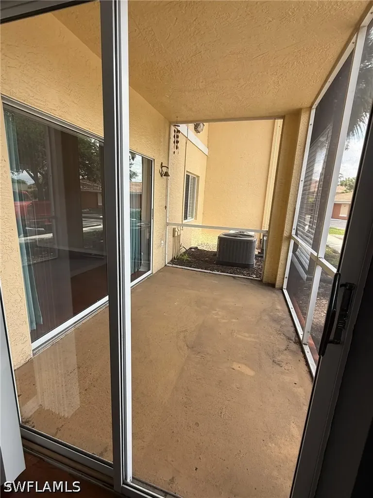 6490 Aragon Way Fort Myers FL 33966