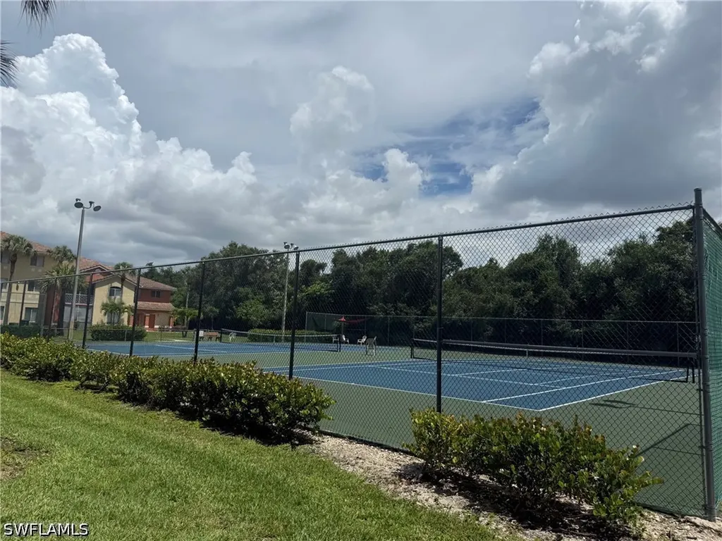 6490 Aragon Way Fort Myers FL 33966