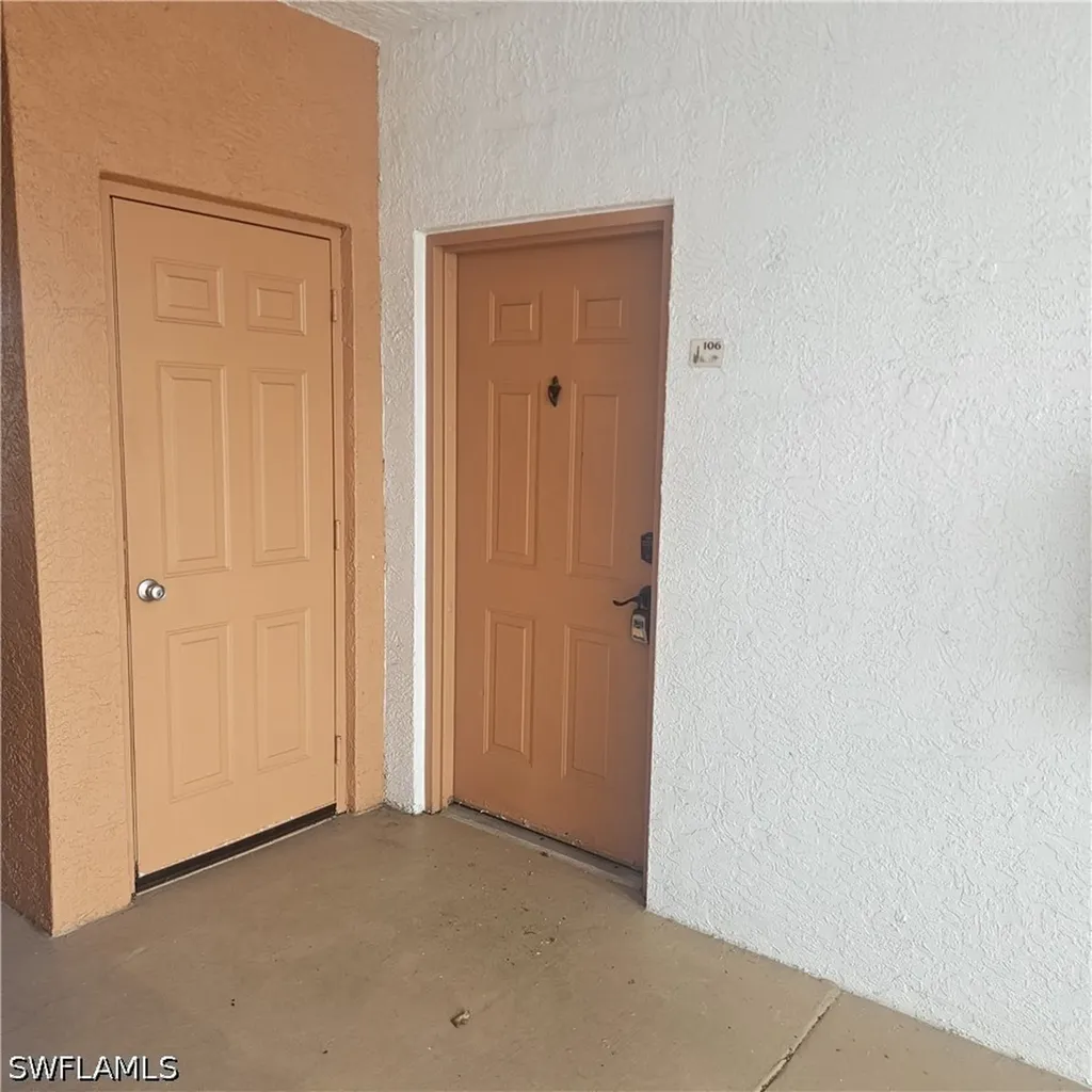 6490 Aragon Way Fort Myers FL 33966