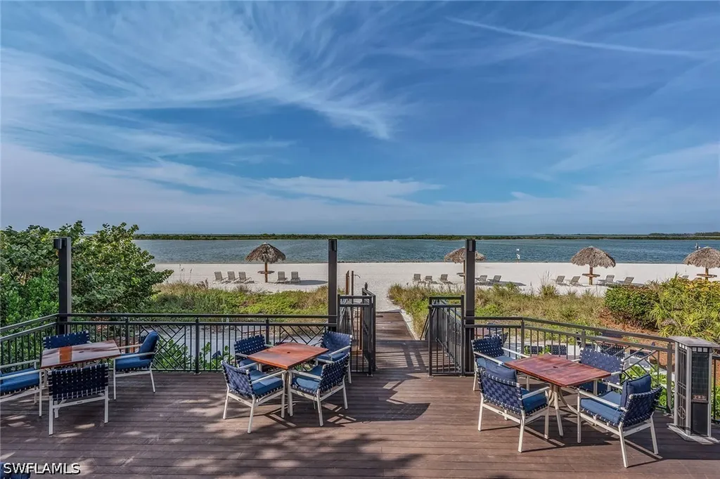 375 Gumbo Limbo Lane Marco Island FL 34145