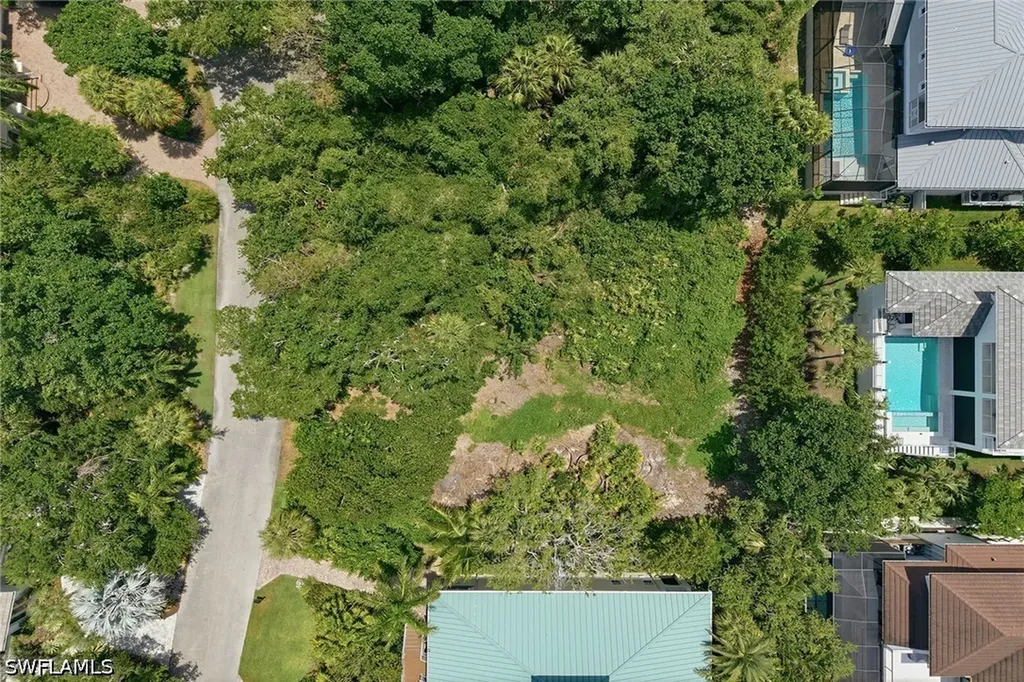 375 Gumbo Limbo Lane Marco Island FL 34145