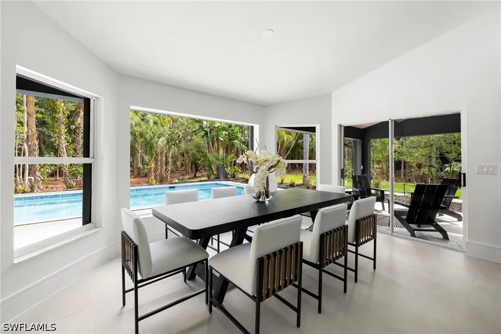 4521 3rd Avenue NW Naples FL 34119