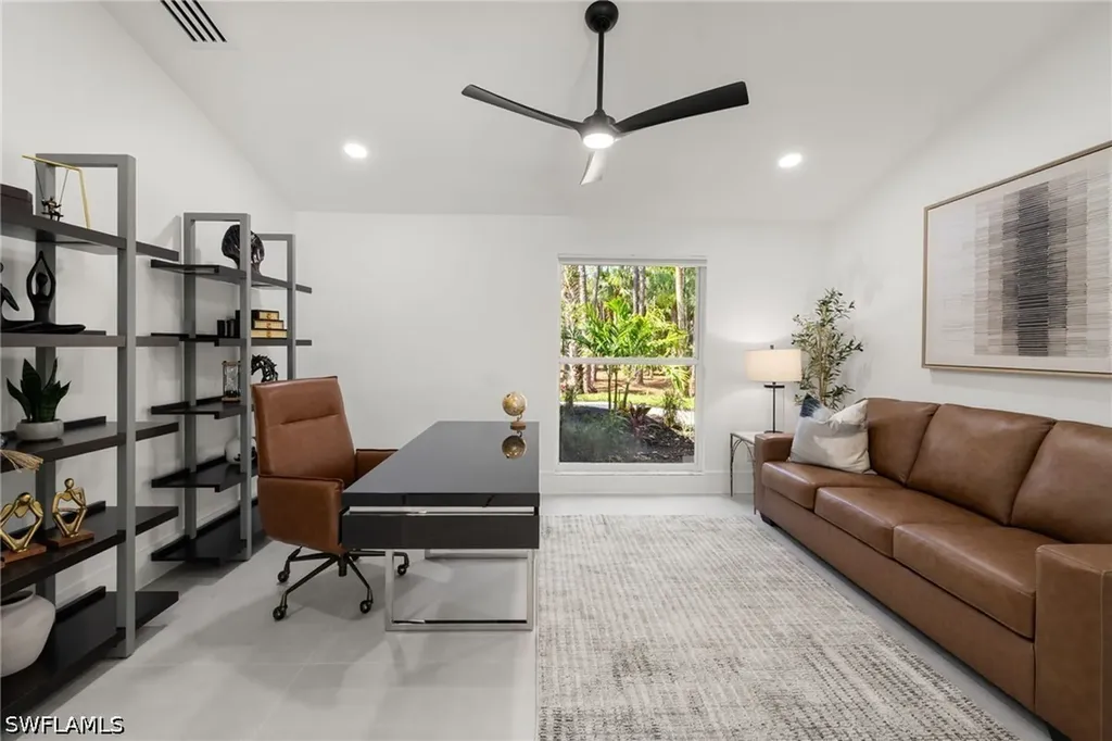 4521 3rd Avenue NW Naples FL 34119