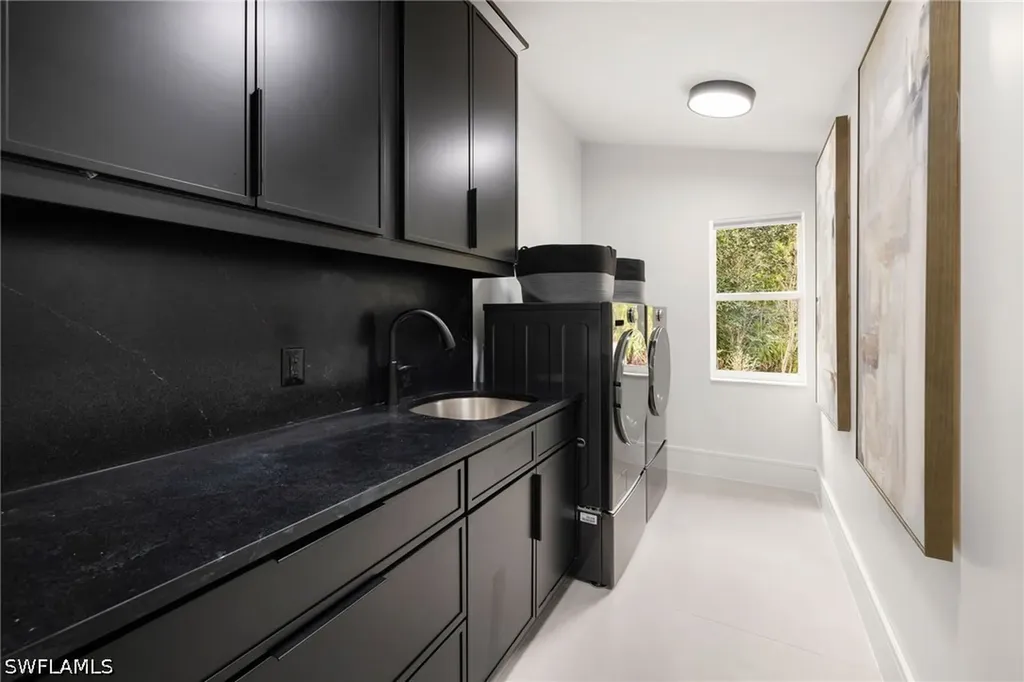 4521 3rd Avenue NW Naples FL 34119