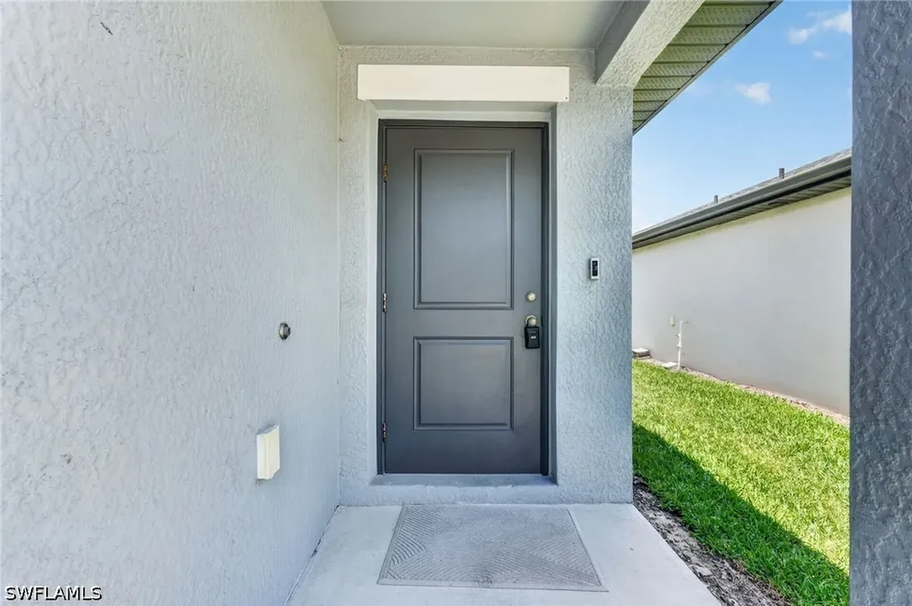 4007 San Clemente Court North Fort Myers FL 33917