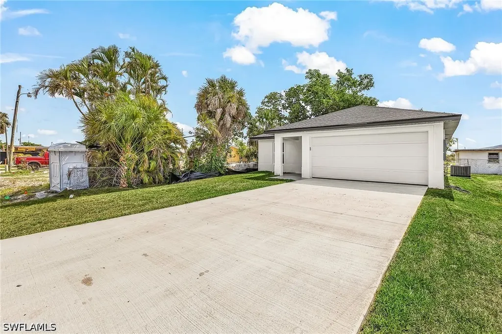 2161 Ben Street Fort Myers FL 33916