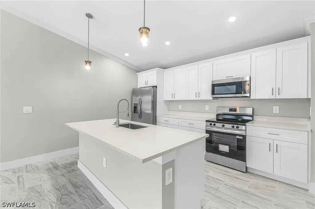 2161 Ben Street Fort Myers FL 33916