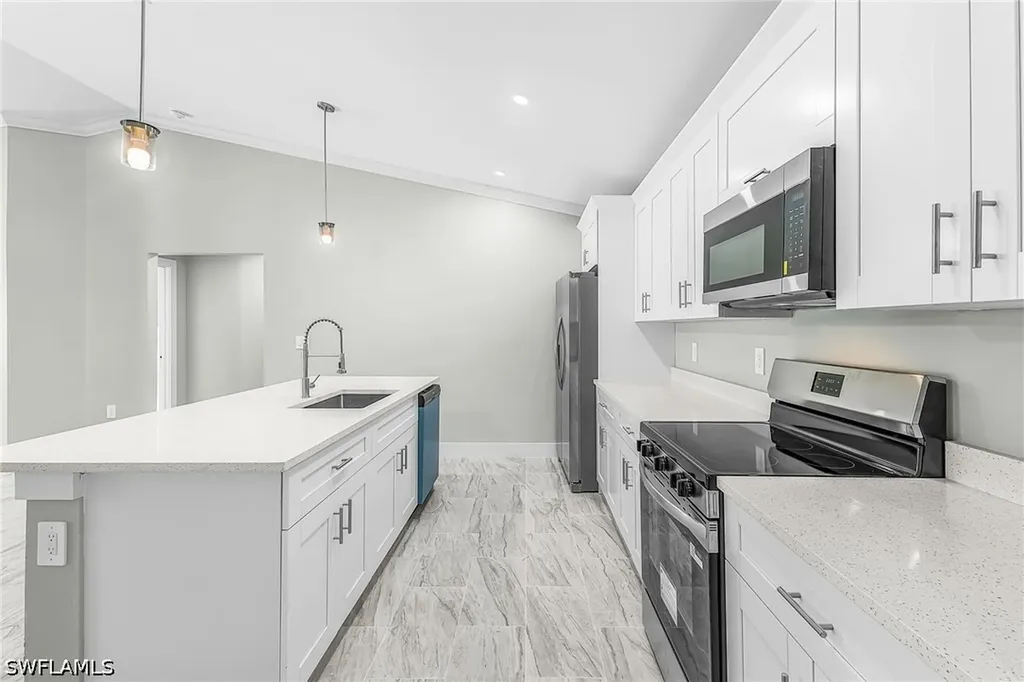 2161 Ben Street Fort Myers FL 33916