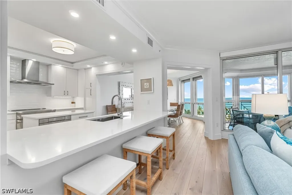 4021 Gulf Shore Boulevard N Naples FL 34103