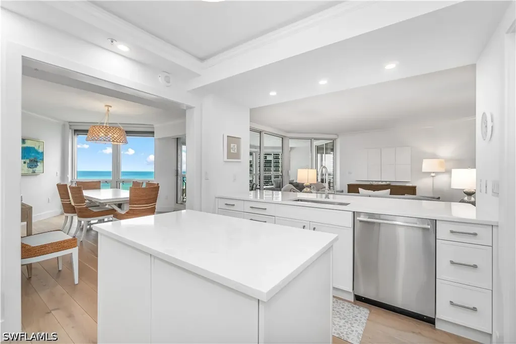 4021 Gulf Shore Boulevard N Naples FL 34103