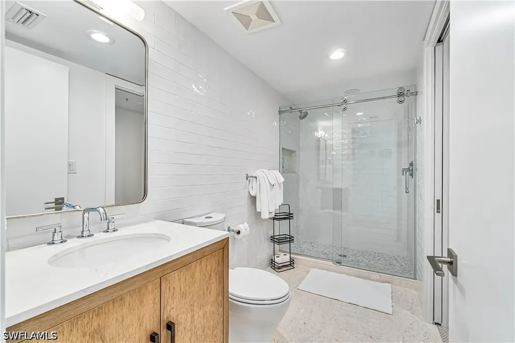 4021 Gulf Shore Boulevard N Naples FL 34103