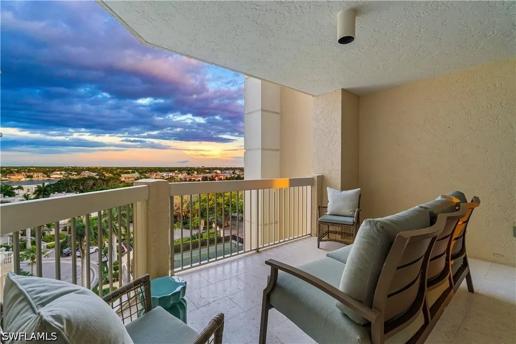 4021 Gulf Shore Boulevard N Naples FL 34103