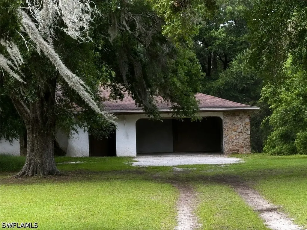 18139 Benes Roush Road Brooksville FL 39604