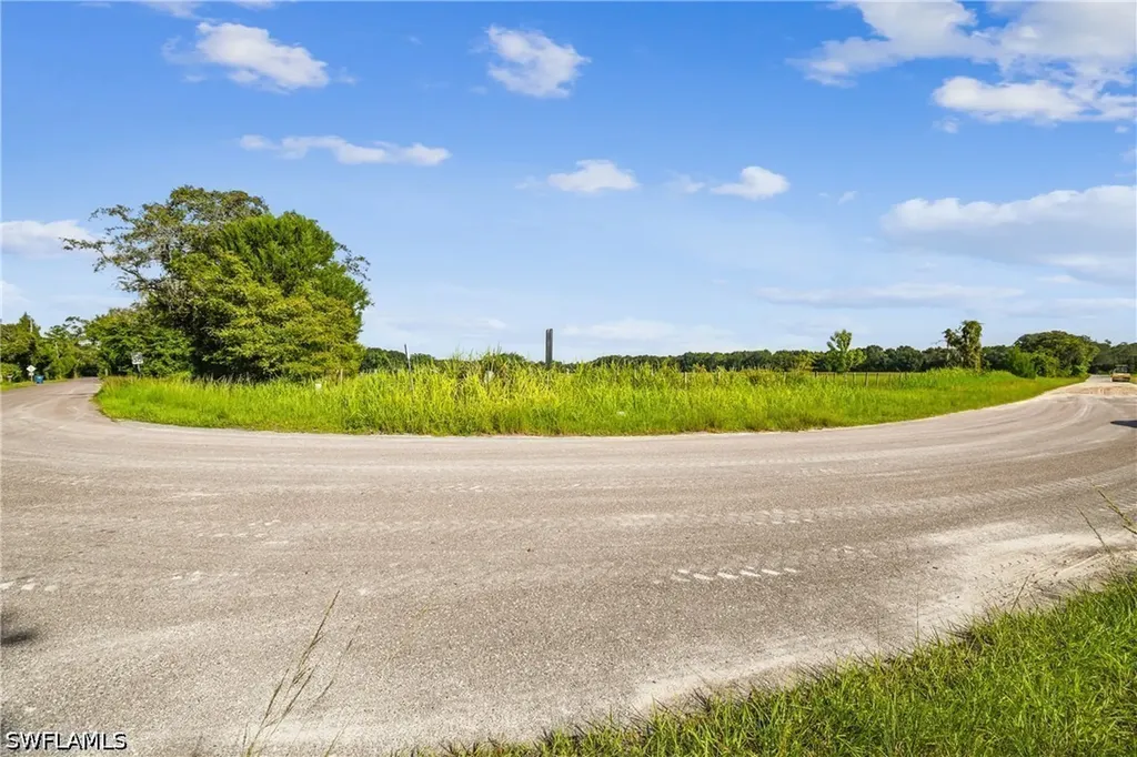 18139 Benes Roush Road Brooksville FL 39604