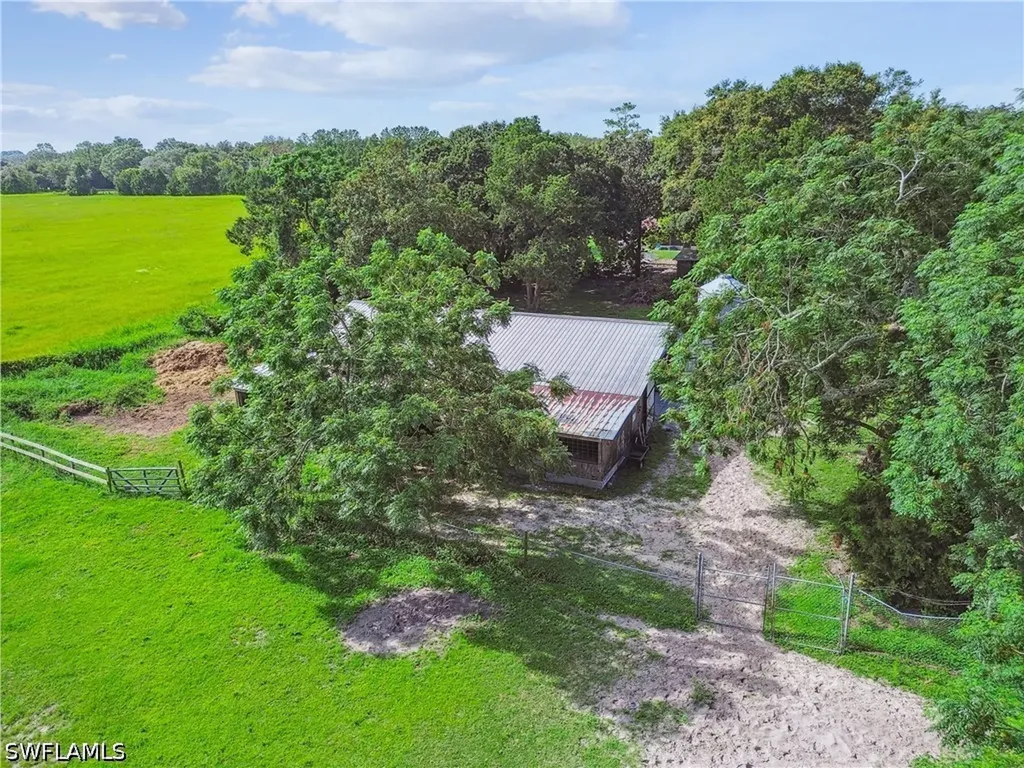 18139 Benes Roush Road Brooksville FL 39604