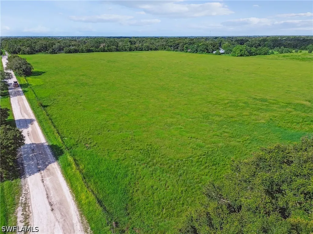 18139 Benes Roush Road Brooksville FL 39604