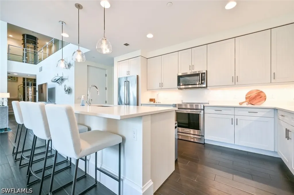 1030 3rd Avenue S Naples FL 34102