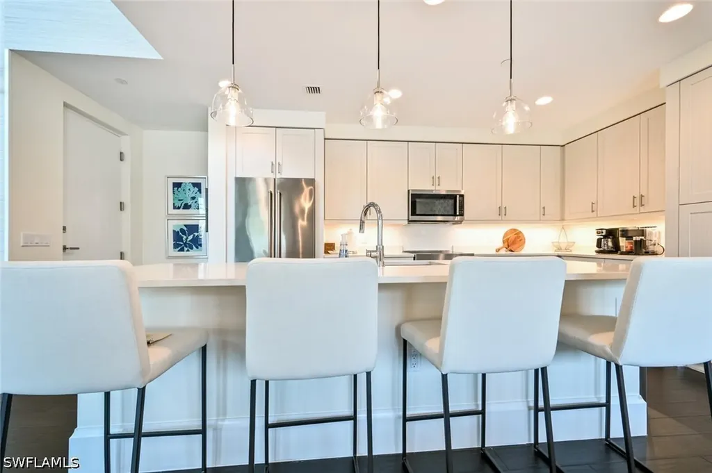 1030 3rd Avenue S Naples FL 34102