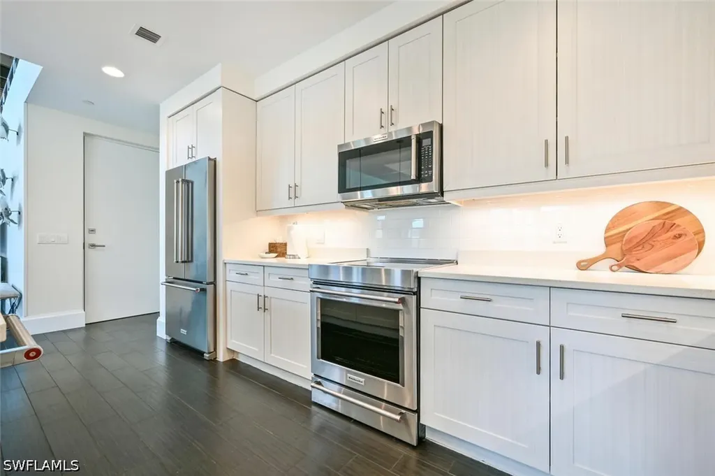 1030 3rd Avenue S Naples FL 34102