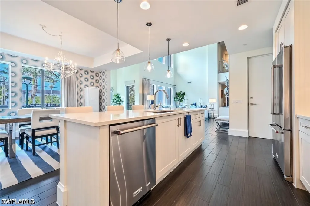 1030 3rd Avenue S Naples FL 34102