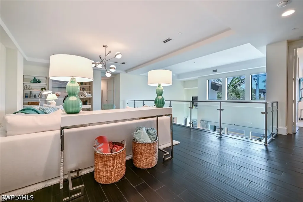 1030 3rd Avenue S Naples FL 34102