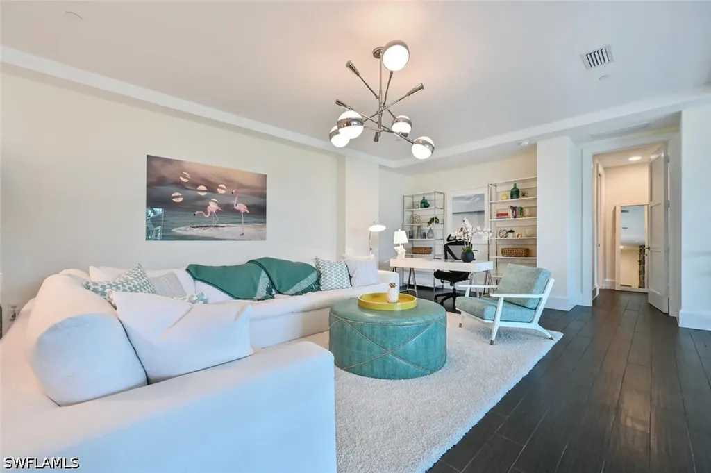 1030 3rd Avenue S Naples FL 34102
