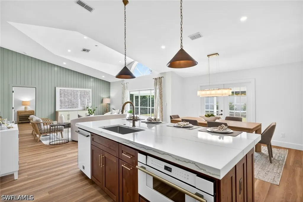 10987 Fieldfair Drive Naples FL 34119