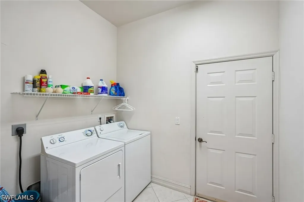 7895 Sanctuary Circle Naples FL 34104