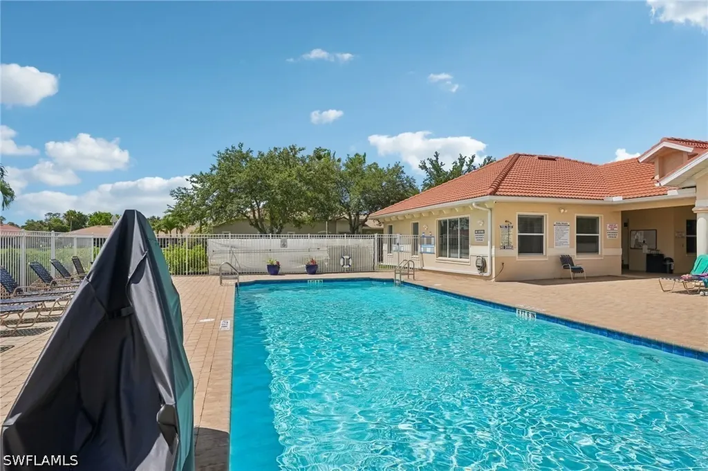 7895 Sanctuary Circle Naples FL 34104
