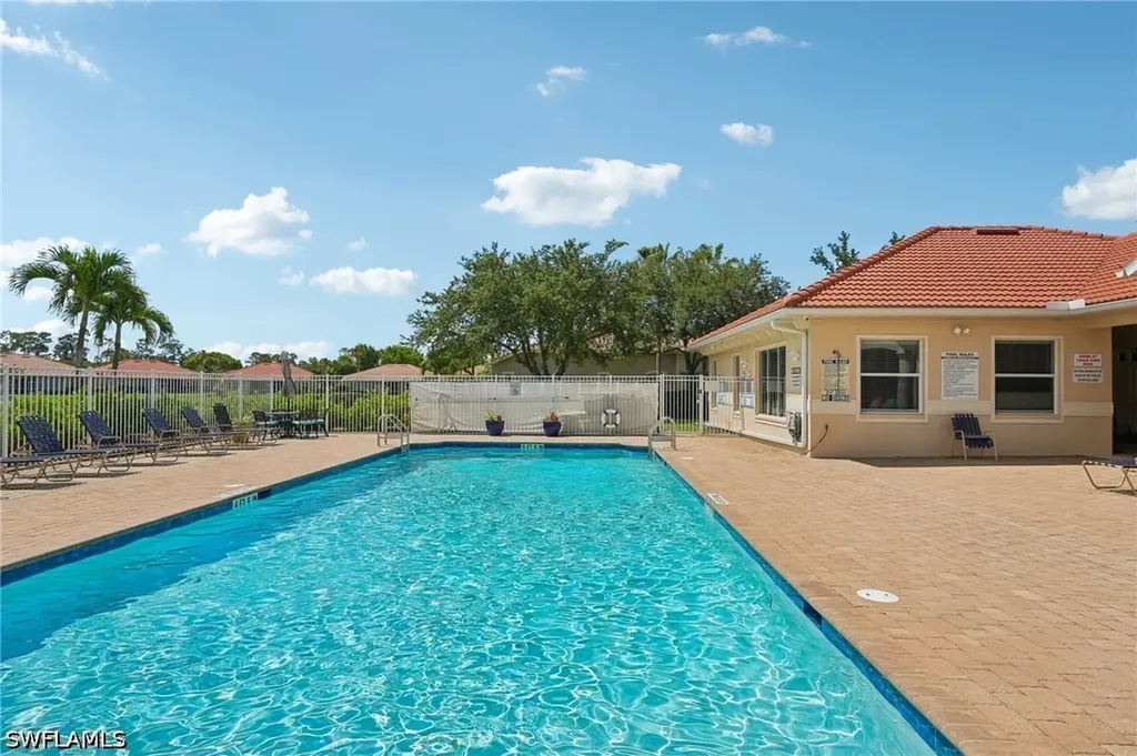 7895 Sanctuary Circle Naples FL 34104