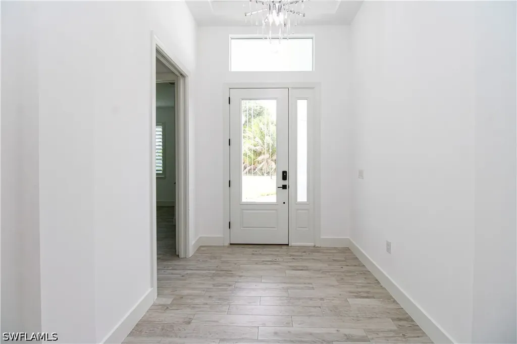 1371 Michigan Avenue Naples FL 34103