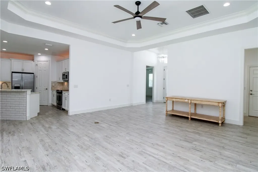 1371 Michigan Avenue Naples FL 34103