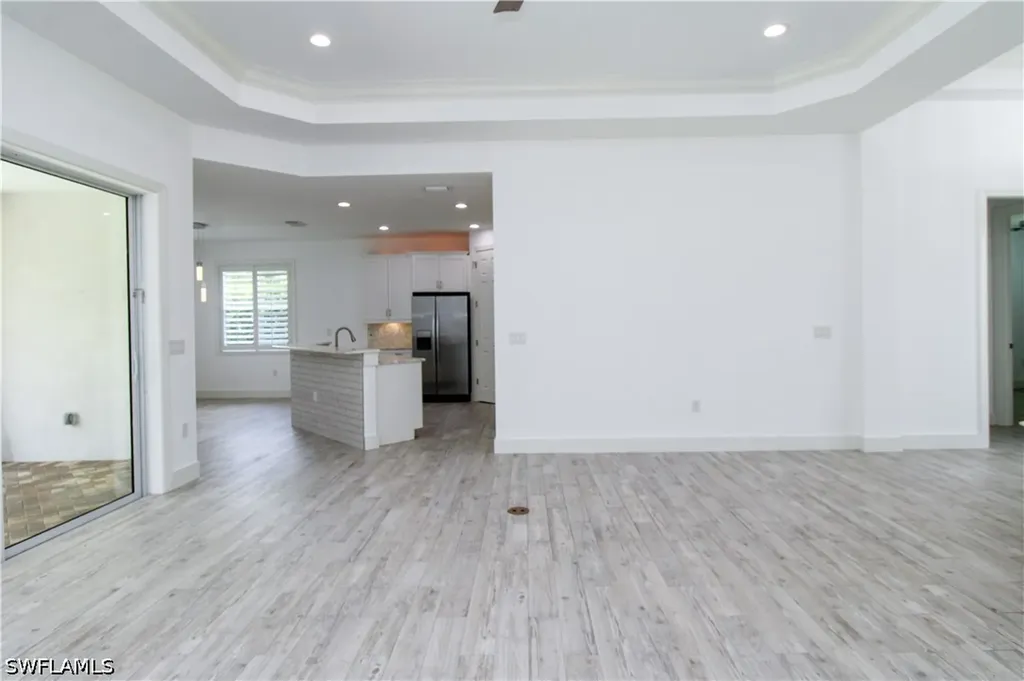 1371 Michigan Avenue Naples FL 34103