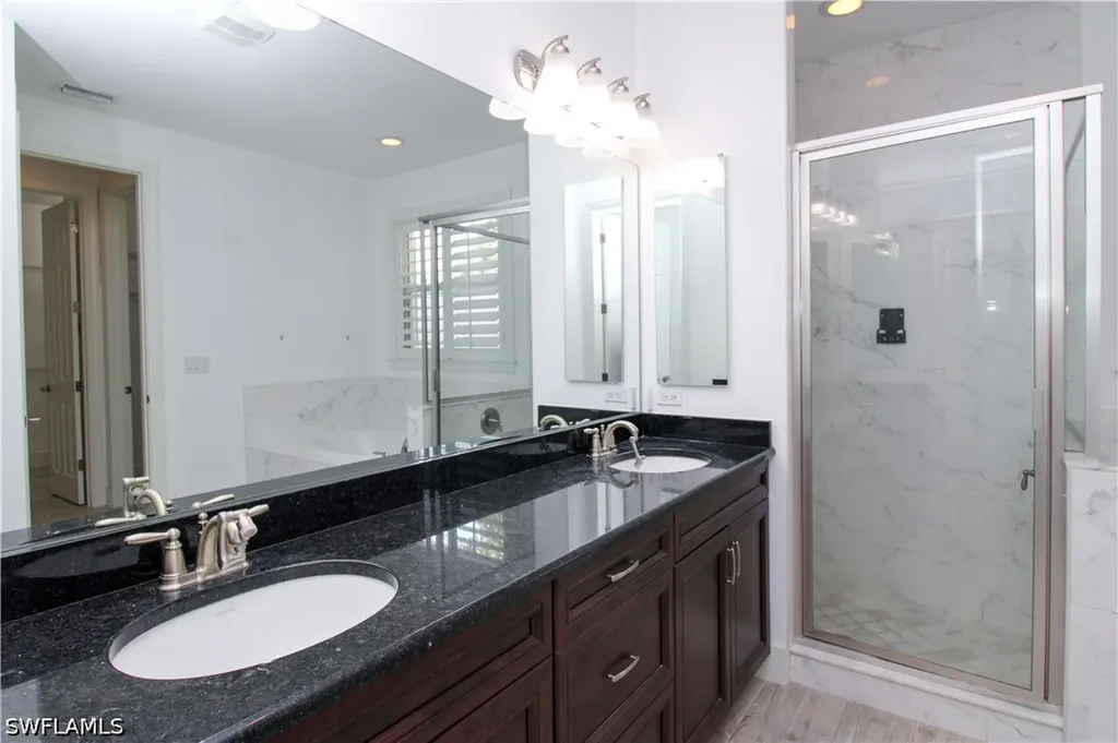 1371 Michigan Avenue Naples FL 34103