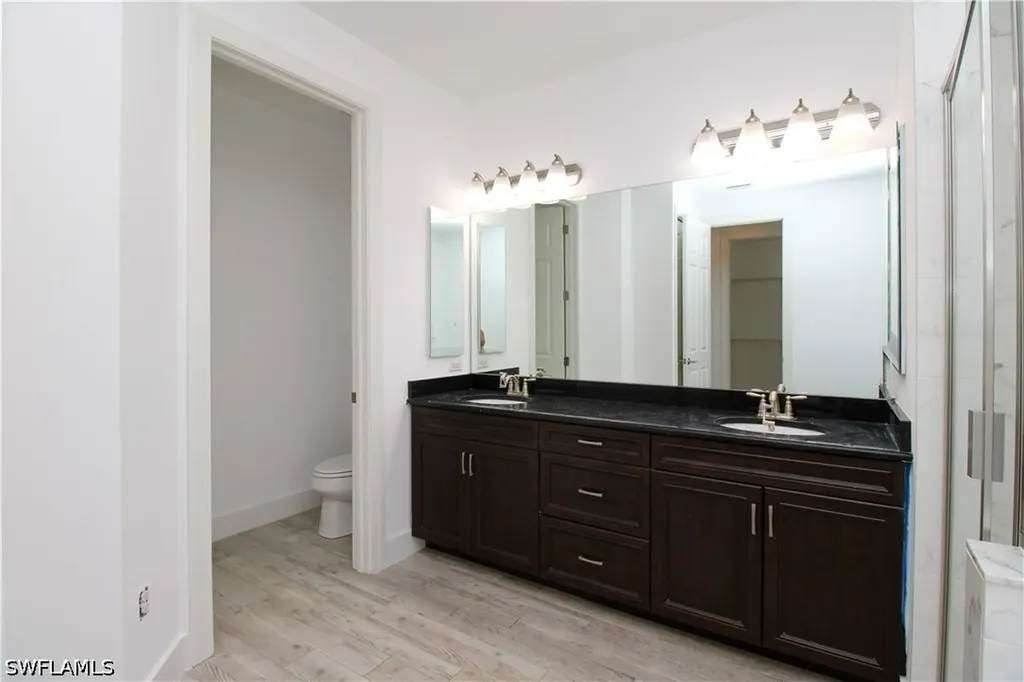 1371 Michigan Avenue Naples FL 34103