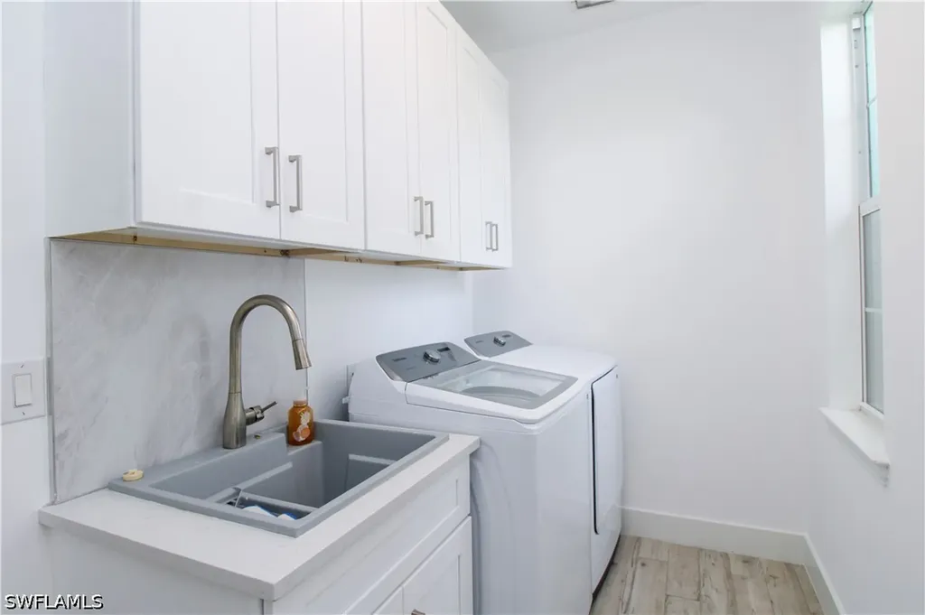 1371 Michigan Avenue Naples FL 34103